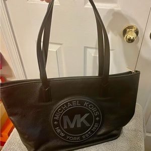Black Authentic Michael Kors Tote Bag with Zipper